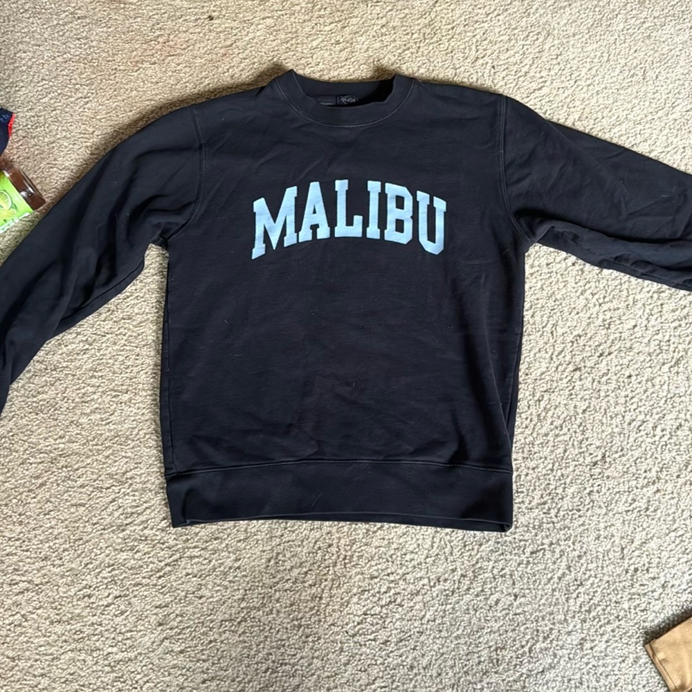 pacsun/ brandy melville crewneck